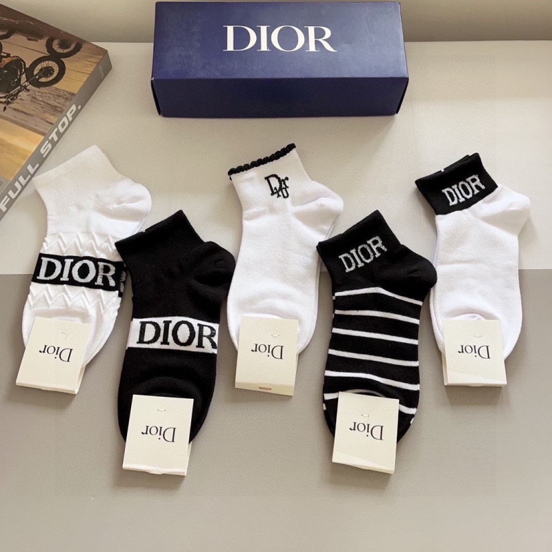 DIOR